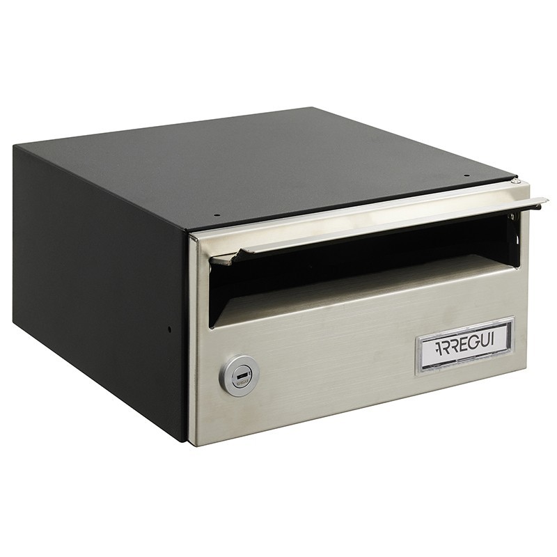 Slim 120x240x250 mm Cuerpo Negro, Frente Inox | ARREGUI