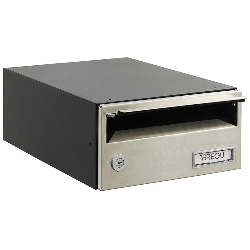 Slim 120x240x350 mm Cuerpo Negro, Frente Inox | ARREGUI