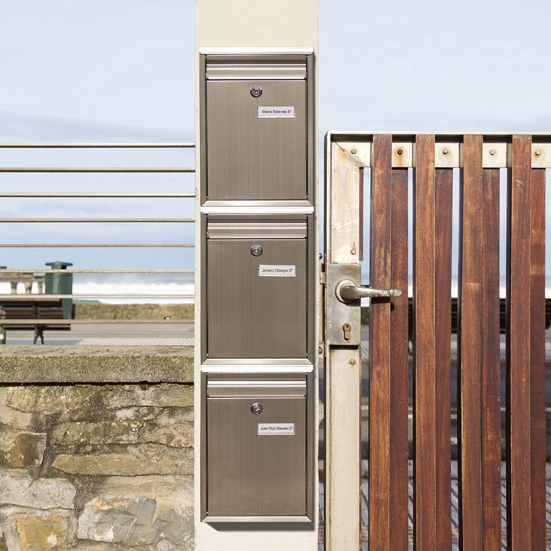 Zaguán Inox Buzón Exterior Tamaño DIN A5 | ARREGUI